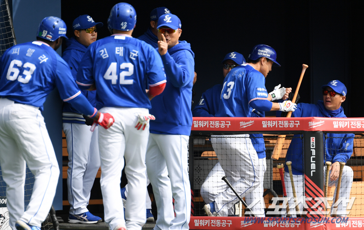 파울홈런→14타석만 빨랫줄 안타, 시범경기 홈런왕 눈빛이 달라졌다...서…