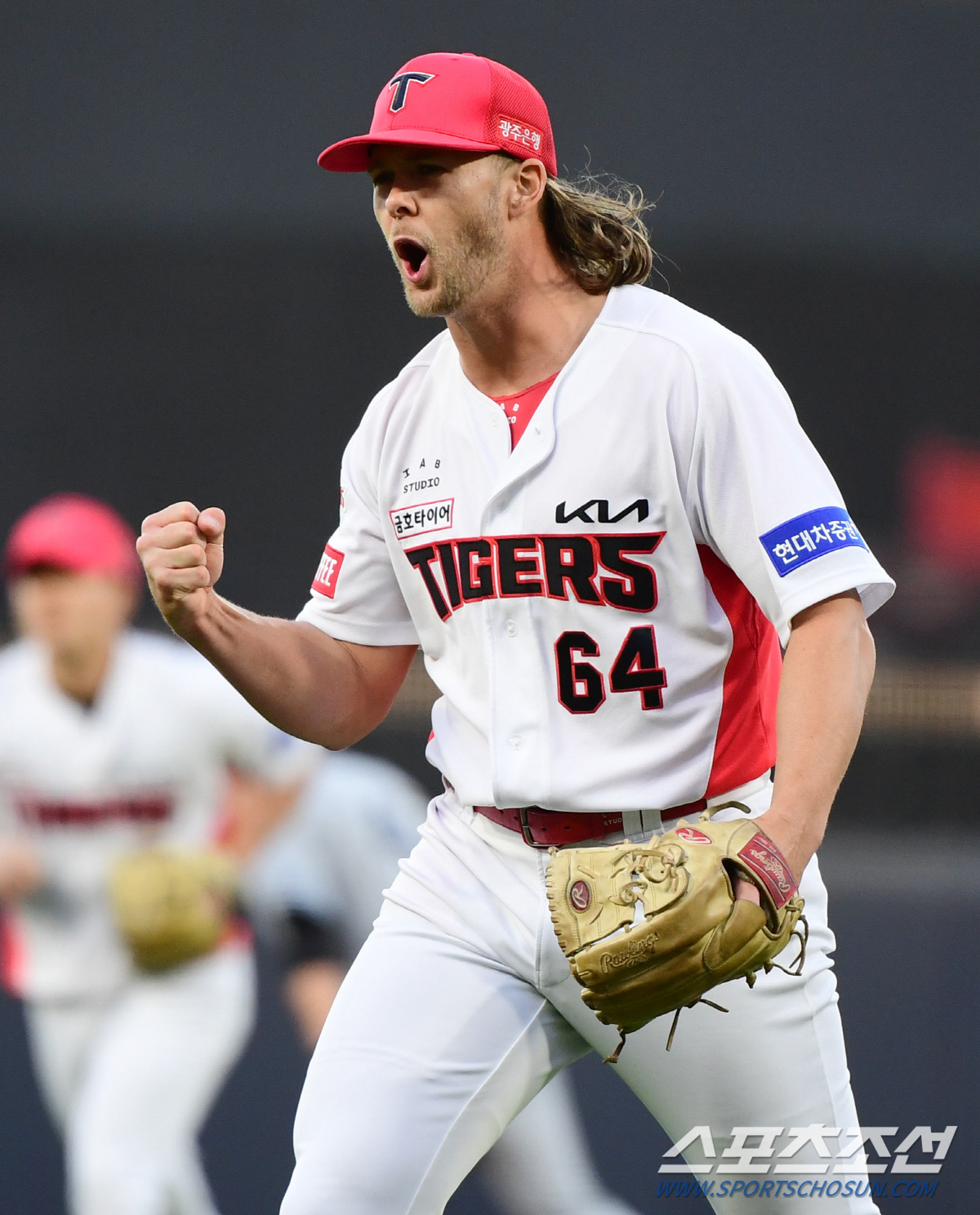 [광주현장]3경기 만에 첫승 KIA 앤더슨, 김종국 감독 "유리한 볼카운…