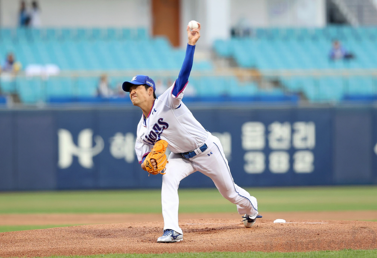 '최악출발' 베테랑 좌완, 위태롭던 선발자리 지켰다...살아난 제구력 5…
