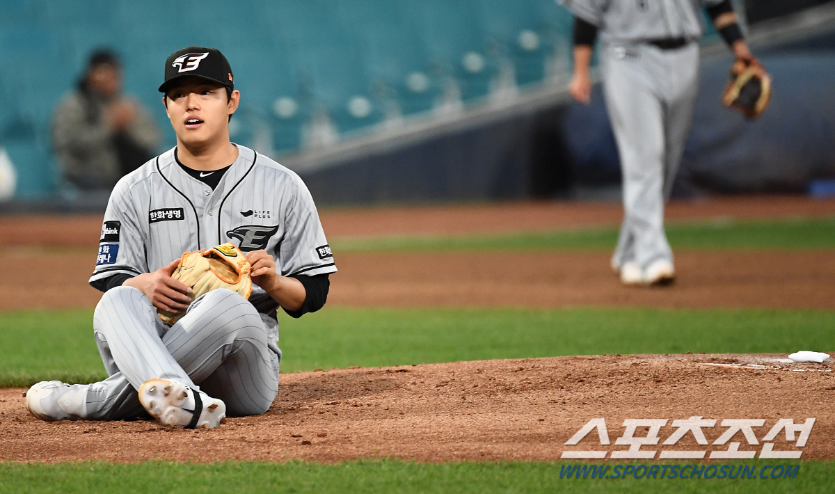 시속 160km 문동주-152km 남지민, '원투펀치'로 자리잡으면…가슴…