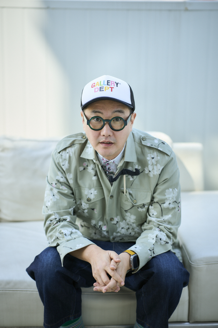 [인터뷰③] 이원석 감독 "이하늬, 코미디 시사회 때 눈물..'영화 창피…