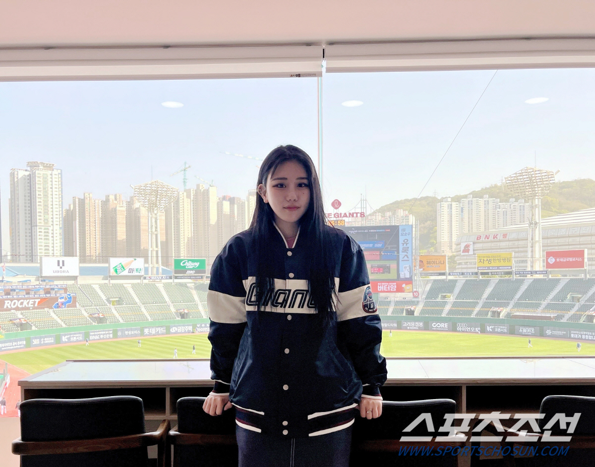 '이대호 은퇴식 총지휘→부산갈매기 부활' 野心에 불지른 주인공을 만나다 …