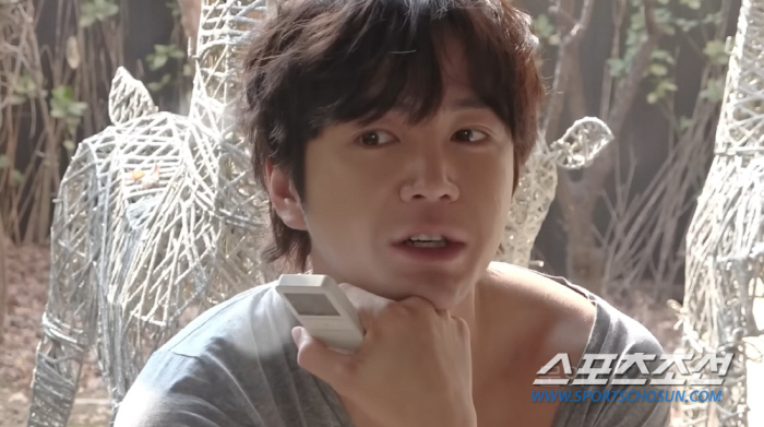 '31년차 배우' 장근석, '럭셔리 하우스' 최초 공개인데 냉장고엔 곰팡…