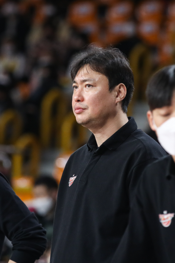 '내부승진' 수원 KT, 신임 감독 송영진을 선택한 이유는?
