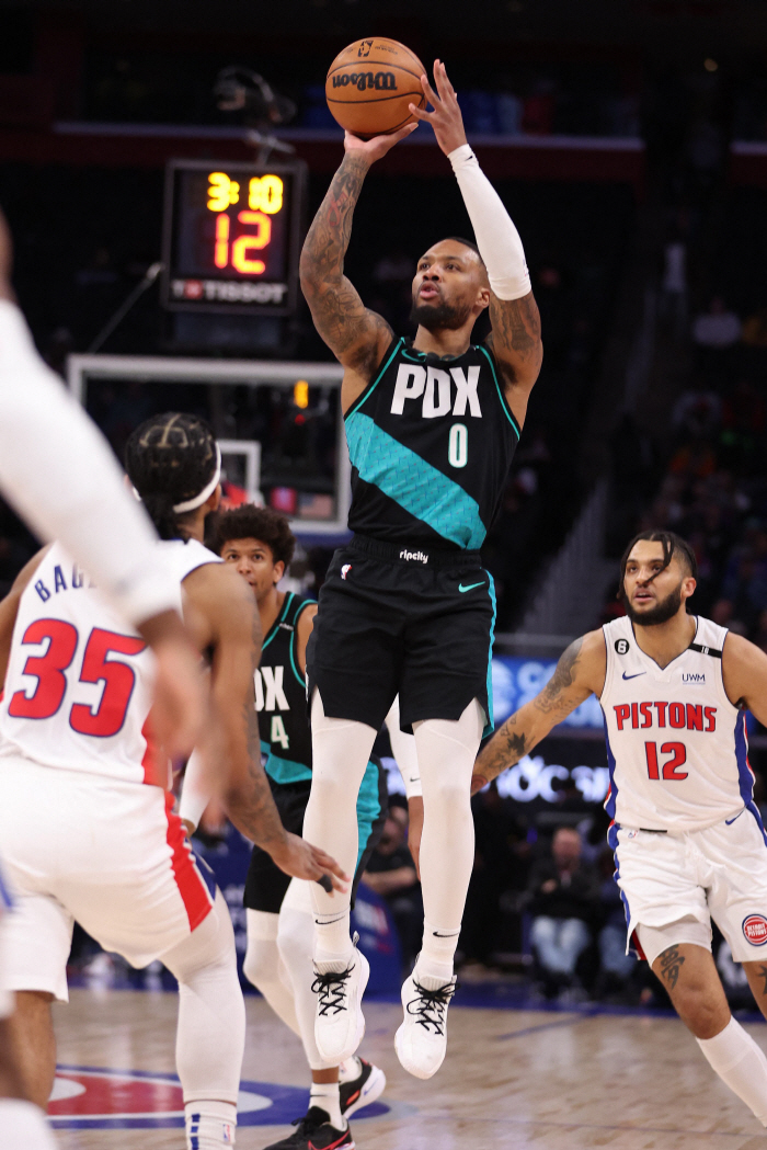 NBA 최후의 로맨시스트. 그의 '구단 협박'은 듀란트, 르브론과 결이 …