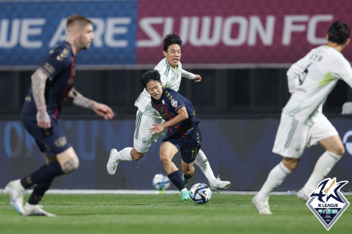 위기의 전북, 수원FC 원정서 0대1 무기력한 패배, 라스 결승골 비수