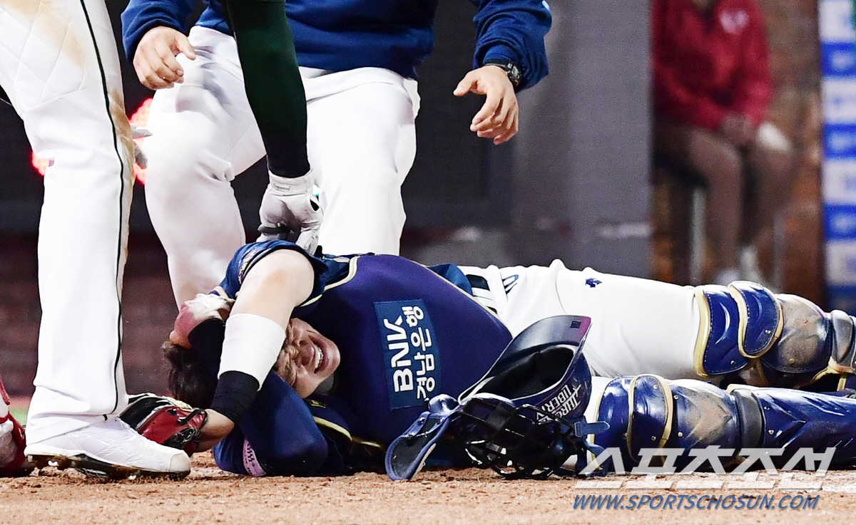 2년전 안와골절 트라우마 극복했는데… 46억 알짜 FA 포수의 잔인한 4…