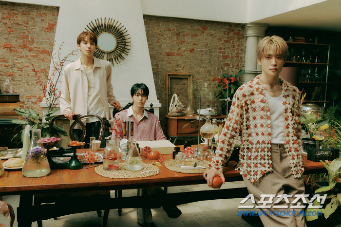 NCT 도재정, 신곡 'Perfume' MV 티저 이미지 공개…'로맨틱→…