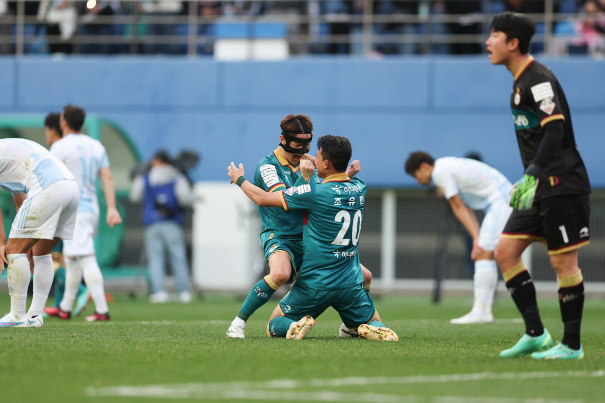 [김성원의 센터서클]대전과 광주가 몰고 온 싱그러운 봄바람, 이것이 축구…