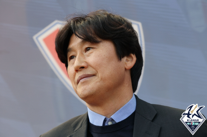 [직격인터뷰]이병근 수원 삼성 감독 "사퇴 통보 받았다, 아쉬움 남는다"