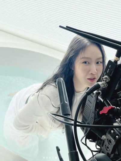 소유, 코로나19 확진 "안 좋은 소식 먼저 듣게 해서 미안"