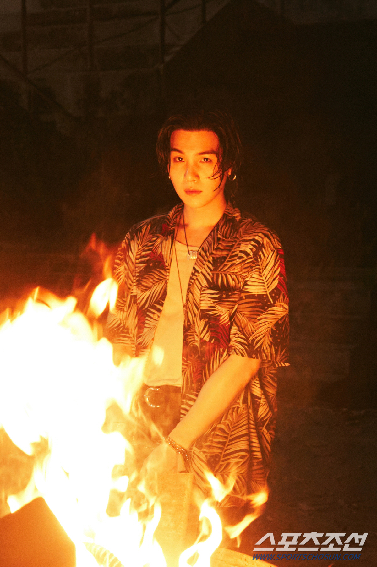 방탄소년단 슈가, '반항아' 잘 어울리네! 'D-DAY' 두 번째 콘셉트…