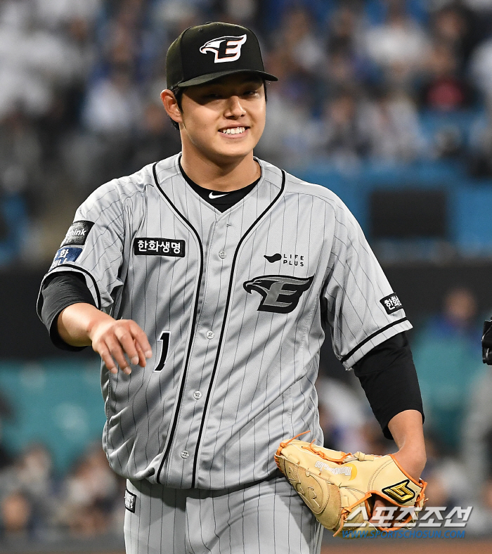 아껴 써야할 '미래 자산' 문동주, 로테이션상 이번주 두번 선발등판, 무…