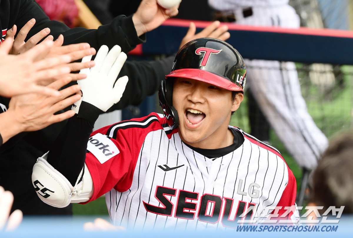 'ERA 0.47' 안우진, 적수가 없다…최고 타자 꿈꾸는 문보경 [쉘힐…