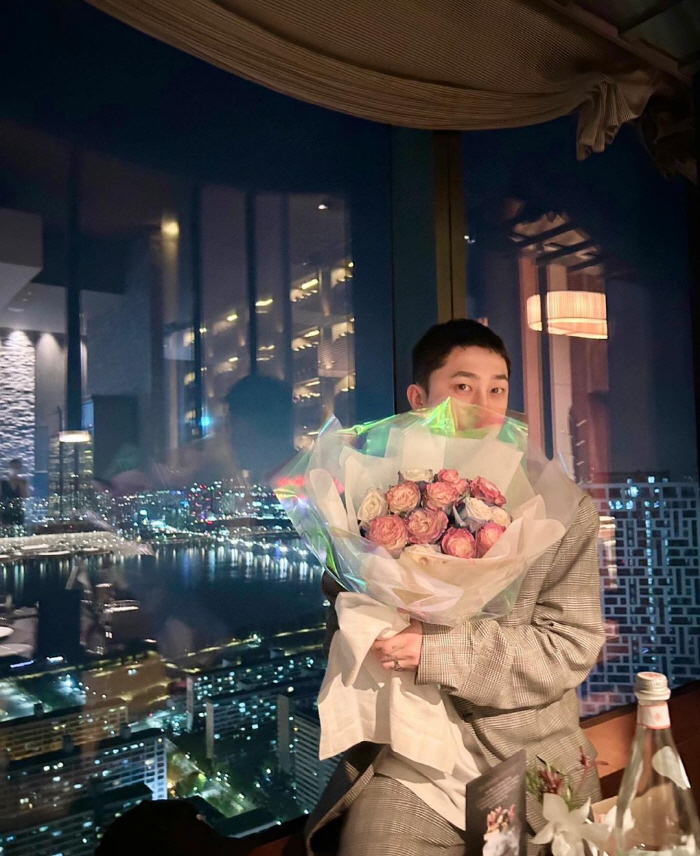 슬리피♥8살 연하 아내, 결혼 1주년 기념 혼인신고..."돌이킬 수 없다…