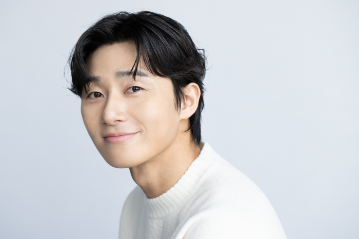 [인터뷰①] '드림' 박서준 "아침마다 조기 축구 나가..웨이트도 상체보…
