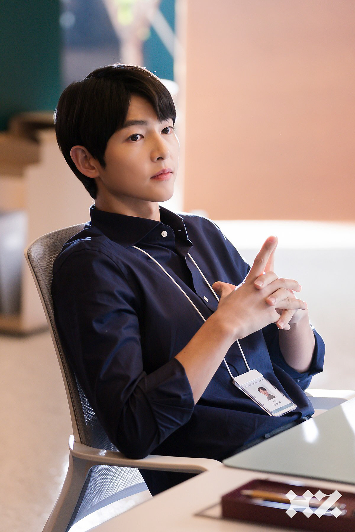 '케이티♥' 송중기, 칸 입성 앞두고 '훈훈한 비주얼' 포착