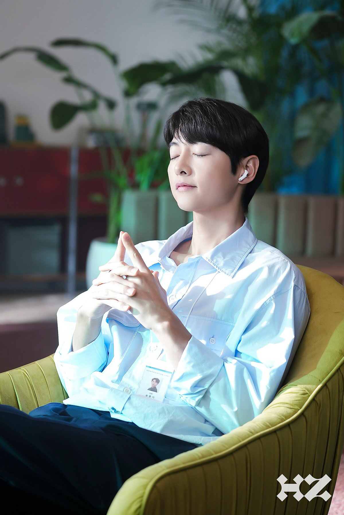 '케이티♥' 송중기, 칸 입성 앞두고 '훈훈한 비주얼' 포착