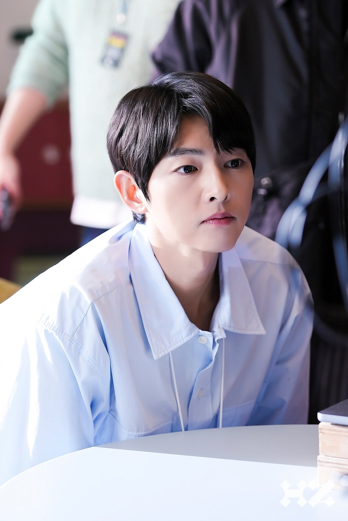 '케이티♥' 송중기, 칸 입성 앞두고 '훈훈한 비주얼' 포착