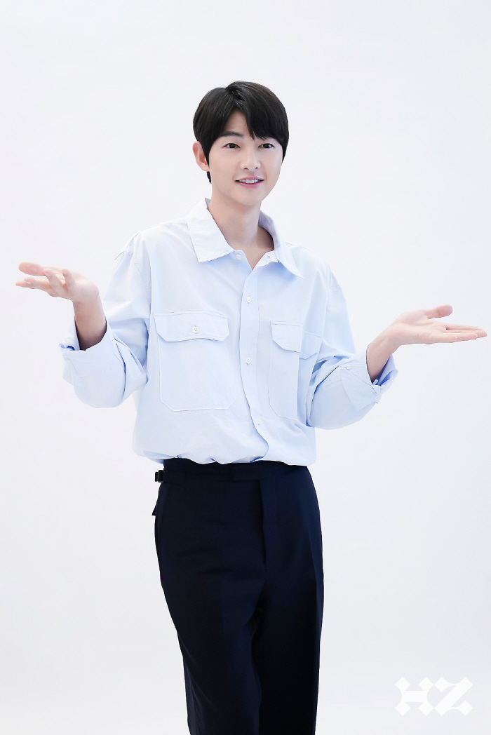 '케이티♥' 송중기, 칸 입성 앞두고 '훈훈한 비주얼' 포착