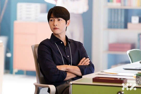 "입사해보니 선배가 '칸 진출' 송중기?"…♥케이티도 반할 '훈훈 비주얼…