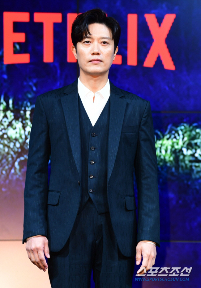 [단독] 박희순, 박신혜·김선호 소속사 떠났다..FA상태
