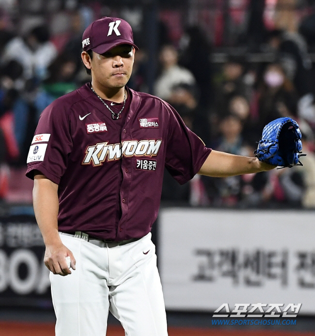 '2G ERA 12.79' 9억팔 1군 말소 "다시 시작하라"…정찬헌 합…