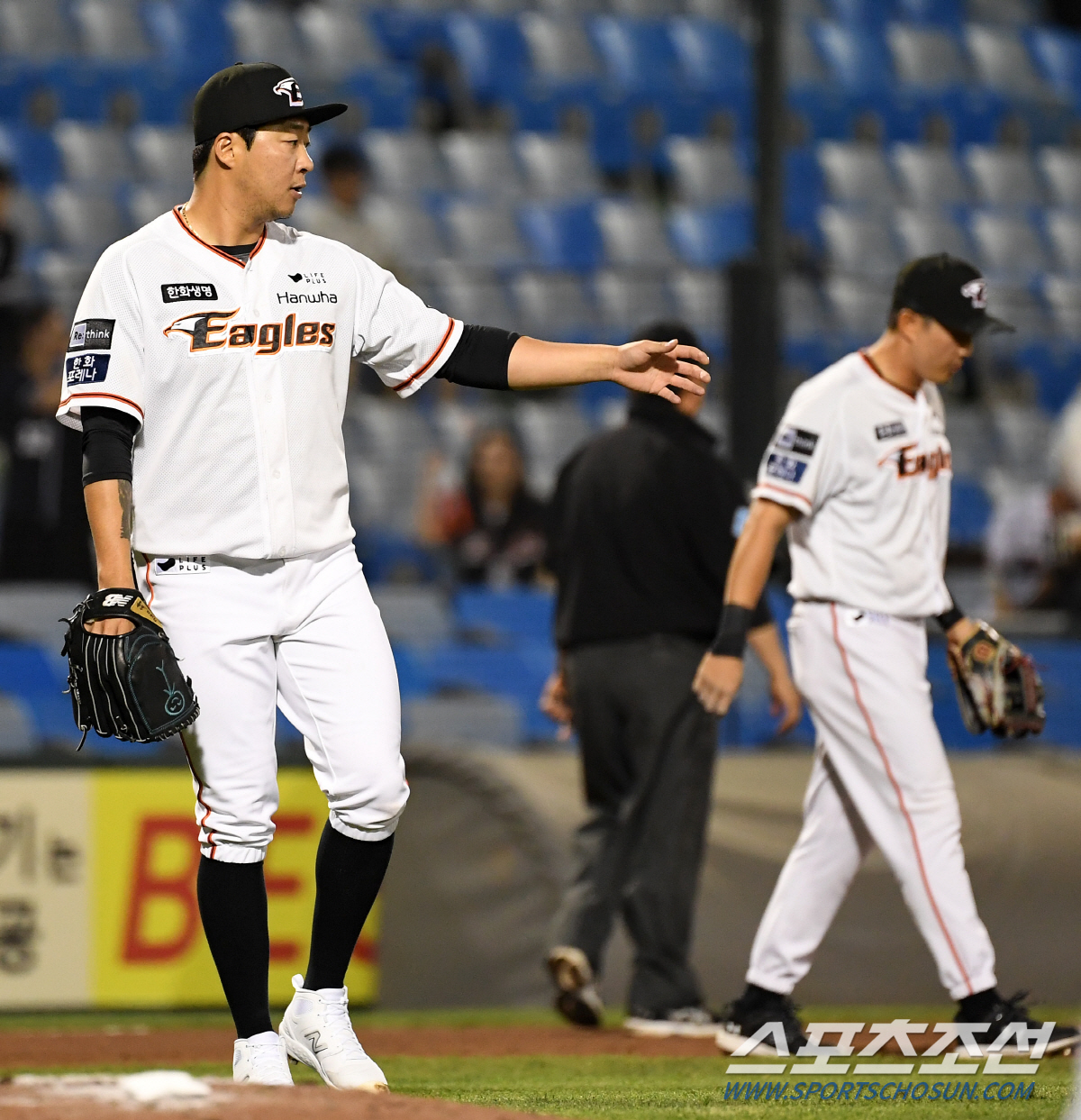 "이제 뒷문 걱정 안 해도 되나" 돌고돌아 '마무리'는 박상원, '158…