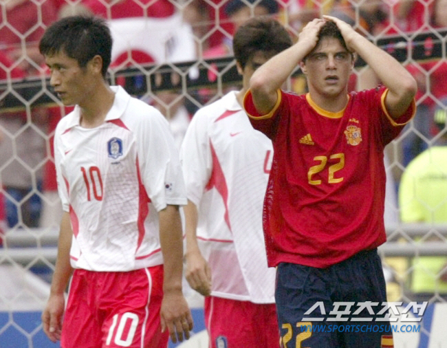 '2002년 한-일월드컵 한국전 승부차기 실축'의 주인공, '베티스의 전…