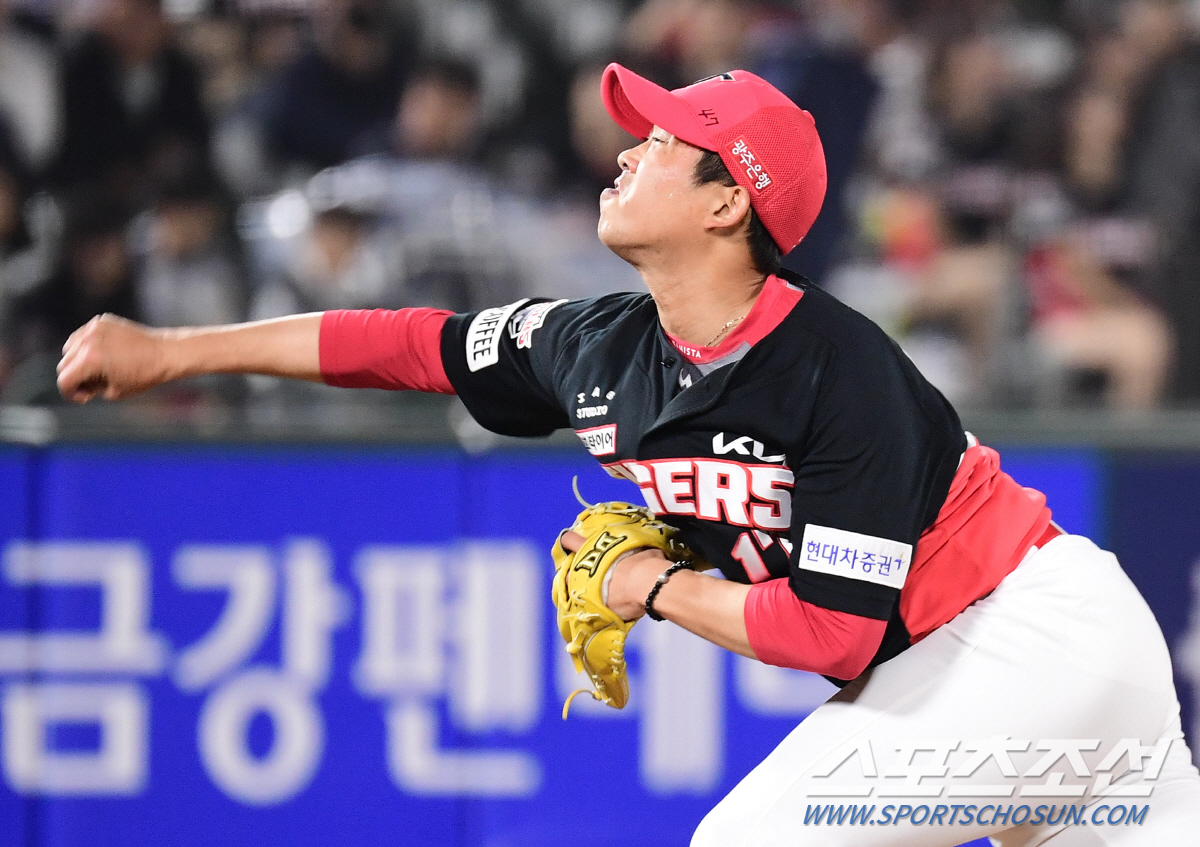 보직 변경→연투도 OK…KIA 잠수함, 결연함으로 헤쳐 나아가고 있다[부…