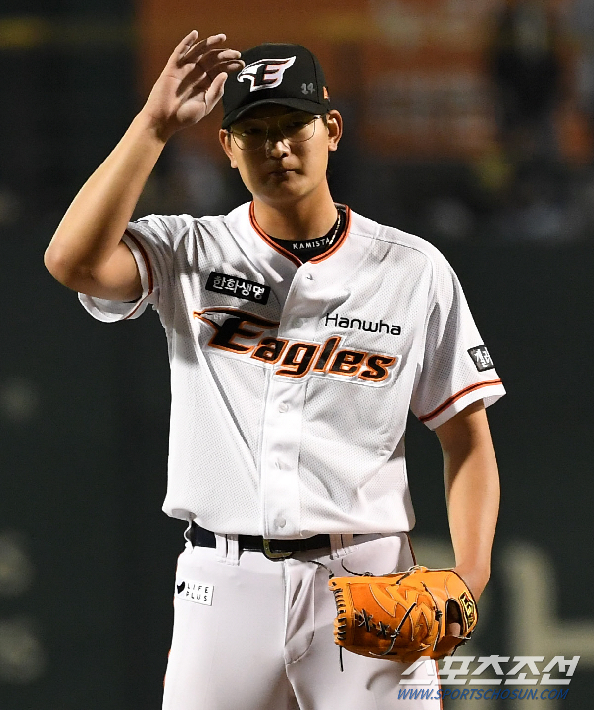 "변화구 금지야" 악몽까지 꾼 생애 첫 피홈런…160㎞ 괴물 루키 성장시…
