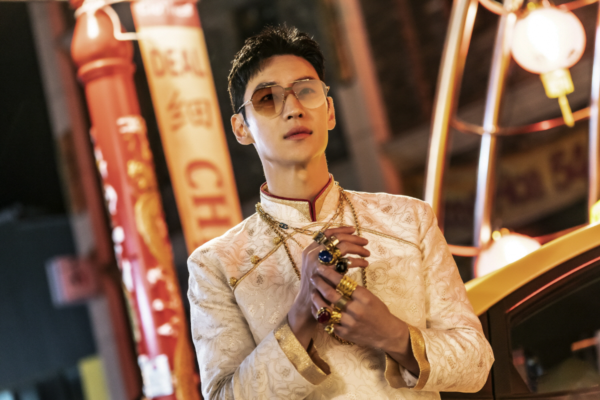 [인터뷰③] '모범택시2' 이단 감독 "'갓도기' 이제훈에 큰 빚졌다…매…