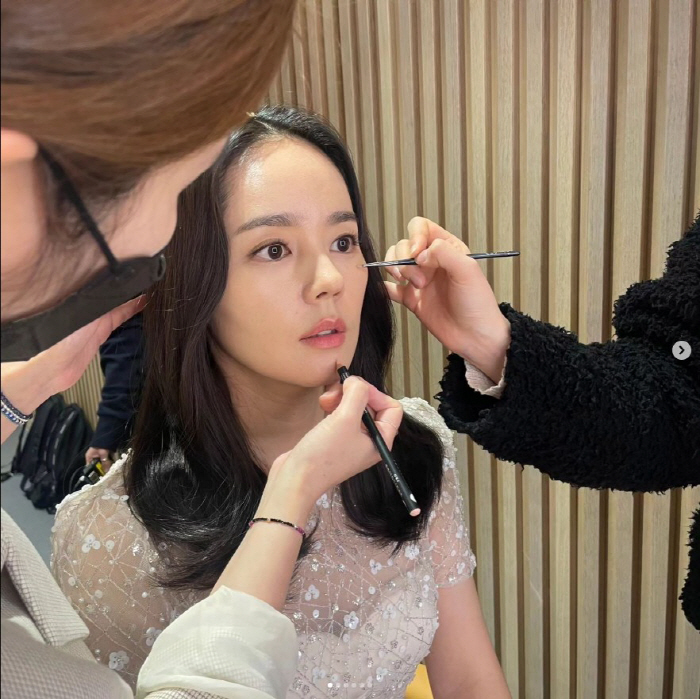 '연정훈♥' 한가인, 상위 1% 여신 미모의 반전 매력 "단정치 못한 발…