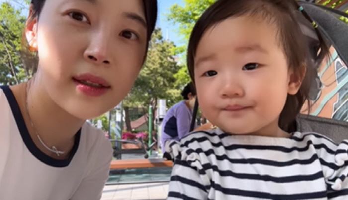 한지혜 딸, 점점 '검사 아빠' 얼굴 그대로 나와…"21개월 어렵다 정말…