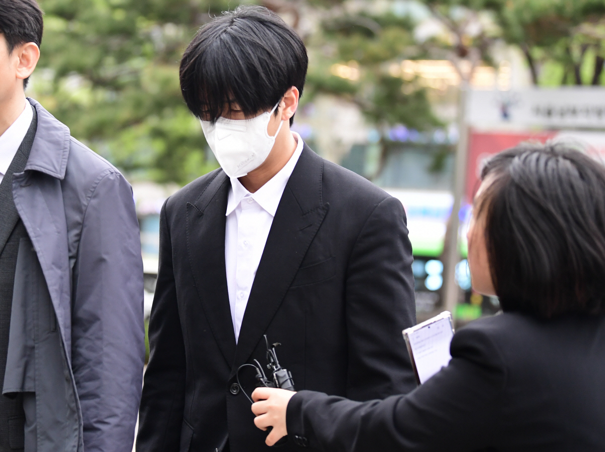 [종합] "범죄자 출연 금지"…KBS, 신혜성X김새론X라비 퇴출 및 출연…