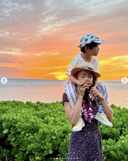 이시영, 하와이에서 '子 목마 태우고 산책하는' K-엄마 클라쓰