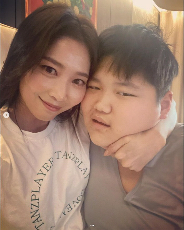 "오윤아 덕분에 아동학대 가해자 징역형 받아"…'장애母 아픔 공감' 미담…