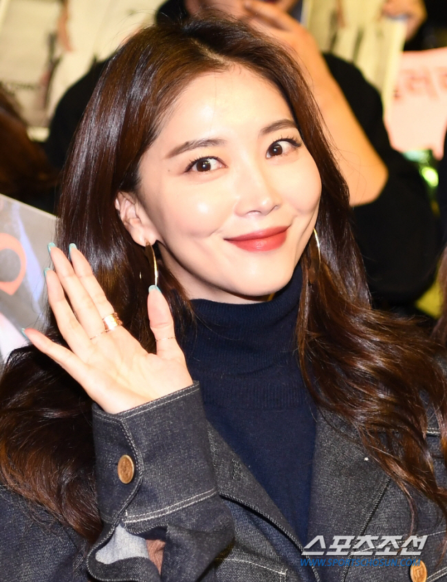 "오윤아 덕분에 아동학대 가해자 징역형 받아"…'장애母 아픔 공감' 미담…