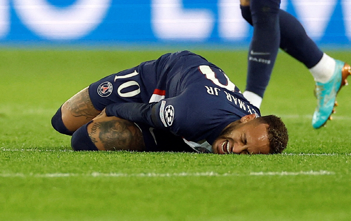 '첼시? 맨유? 다 아냐!' PSG 결별설 네이마르, '마음 속 드림팀'…