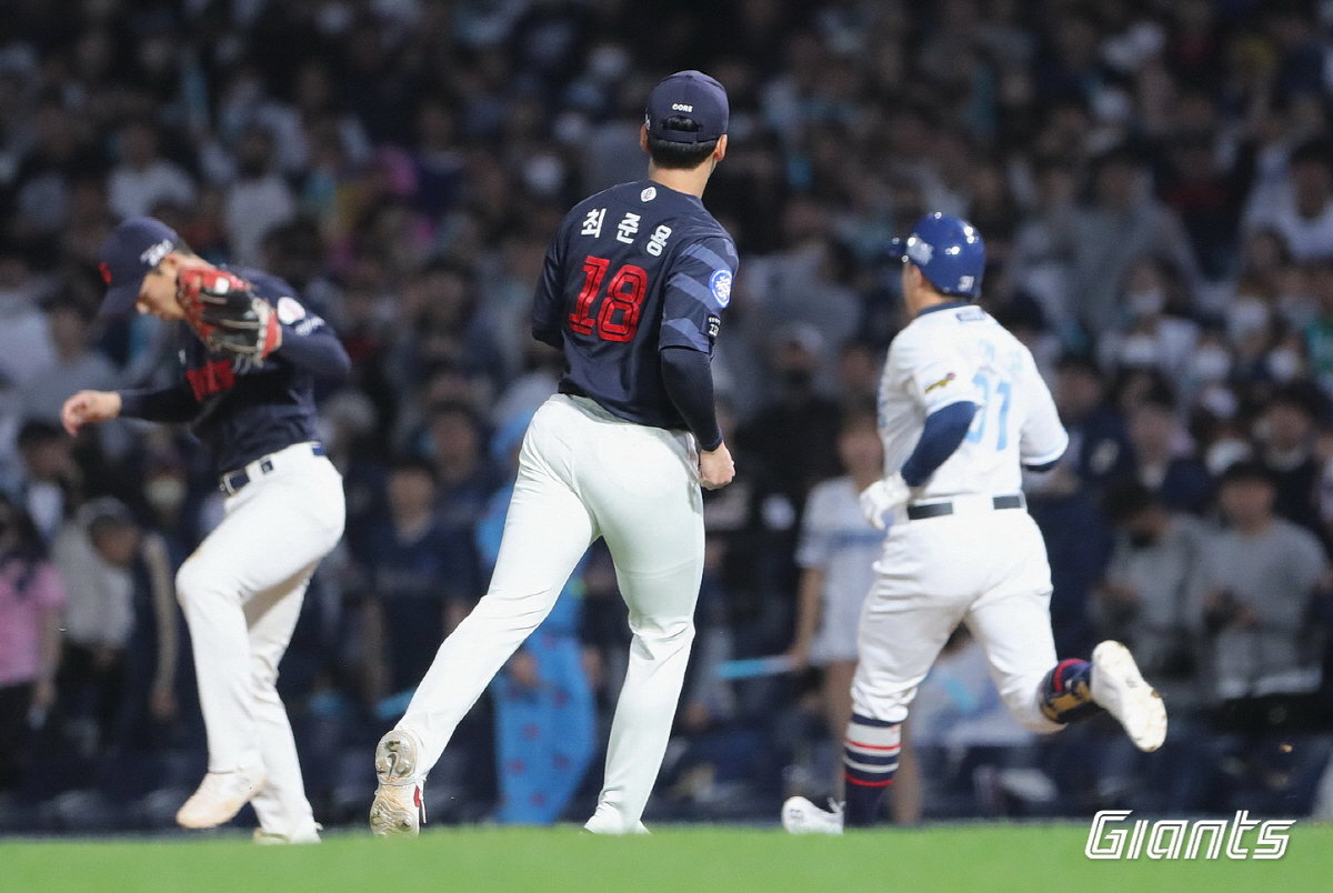 방황은 잊어라! 2G 연속 호투→미친 다이빙캐치…차세대 수호신이 돌아왔다…