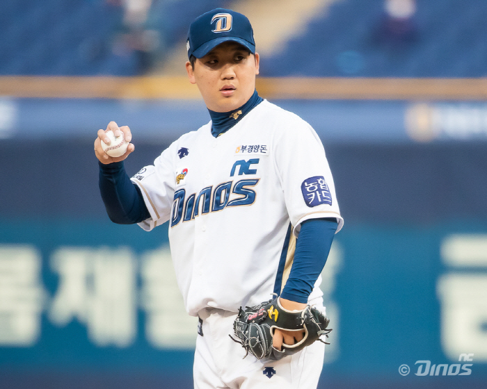 안경에이스, 또 5이닝만에 교체…고민 많아진 롯데 [창원리포트]