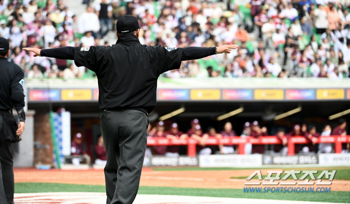 '발 재간 살아있네~' KBO 2회차 외인의 홈플레이트 앞 급브레이크, …