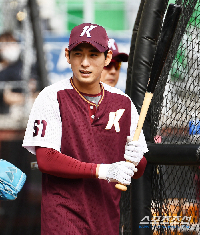 '1할대 타율 걱정 마세요' 공부하는 야구천재 이정후..'몸이 쉬면 머리…