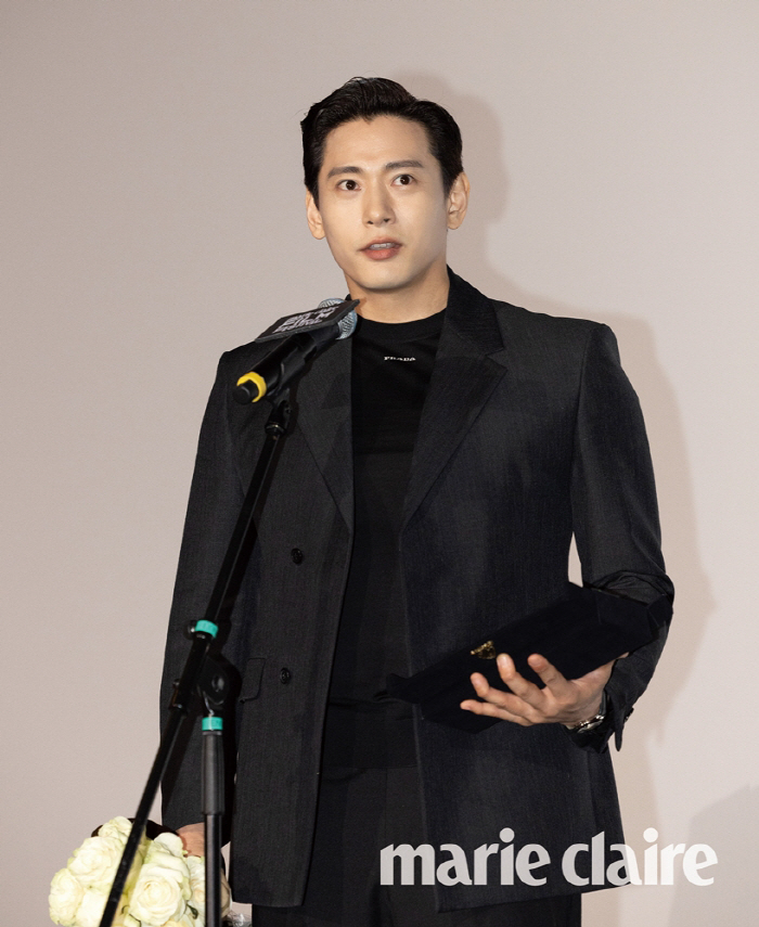 [공식] '로그 인 벨지움' 첫 연출 유태오, 마리끌레르영화제서 수상 영…
