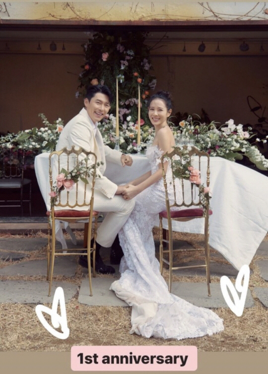 [SC이슈] 2억원 초호화 결혼식 이승기♥이다인, 7만원 답례품 화병까지…