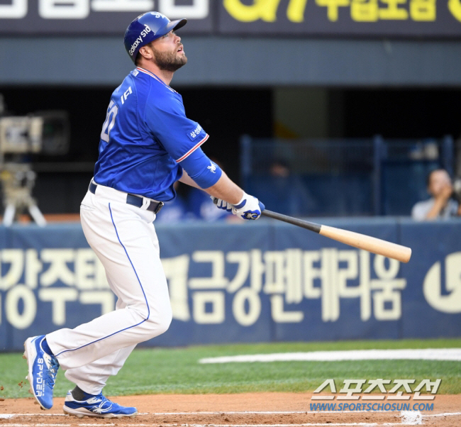 2군 찍고 대반등 로맥-에반스처럼, 타격 꼴찌 '삼진왕' 한화 오그레디도…