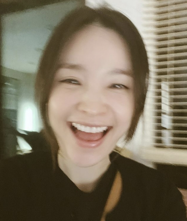 전미도, 한달만에 전한 근황 "행복은 찰나, 그래서 감질나"