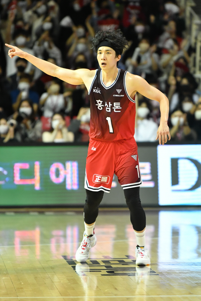 '리턴매치' 챔프전, 놓칠 수 없는 사이드 관전포인트…'무한질주' 감독의…