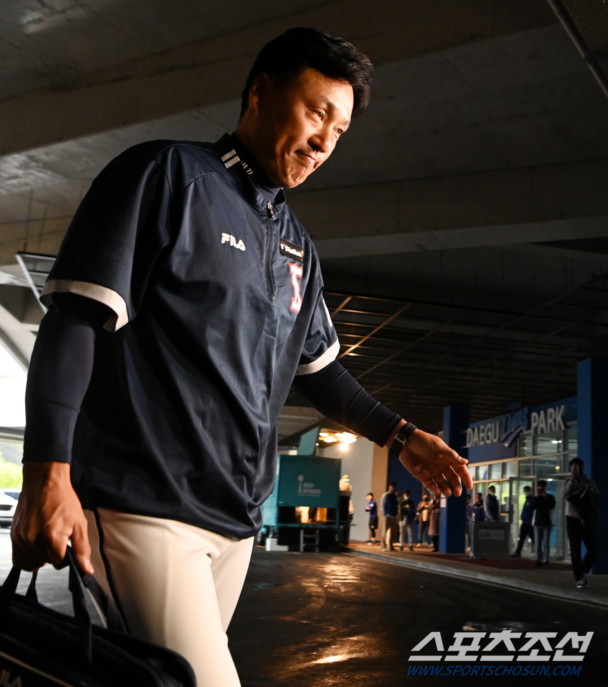 학폭 이슈 해소' 김유성, 1군 등록 초읽기, 대구 원정 선수단과 첫 동…