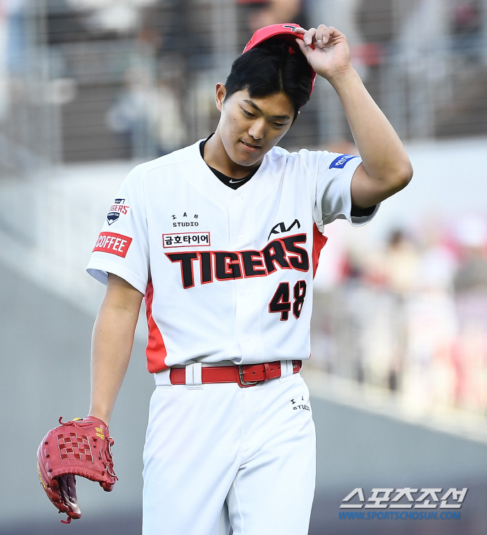 압도적 볼넷 1등, 그런데 1점대 ERA...불가사의한 이의리 [김 용의…